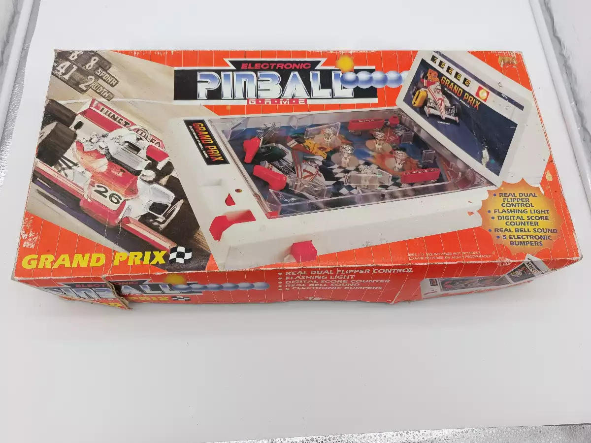 Ancien Flipper "Grand Prix"