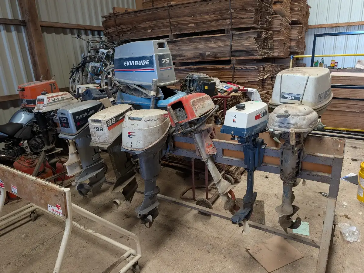 Moteurs hors-bord 3  à 75ch a retaper